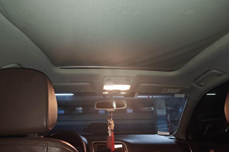 Used Audi Q5 2013 40 TFSI Comfort Edition Headliner