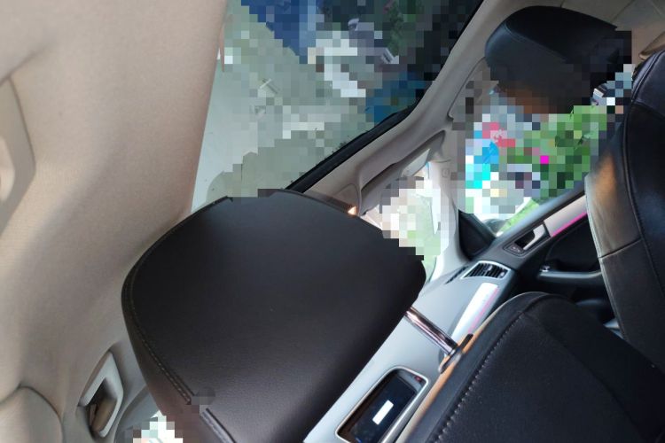 Used Audi Q5 2013 40 TFSI Technology Edition Headliner