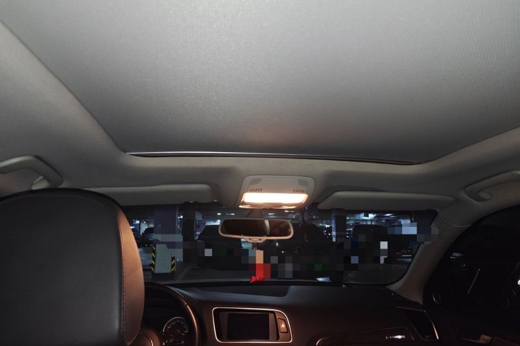 Used Audi Q5 2013 40 TFSI Comfort Edition Headliner