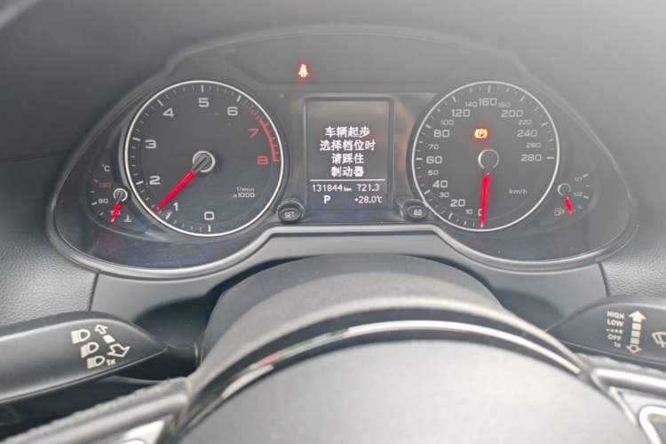 Used Audi Q5 2013 40 TFSI Ambition Instrument Cluster