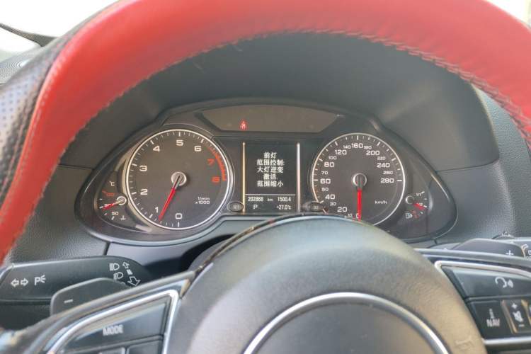 Used Audi Q5 2013 45 TFSI quattro Sport Edition Instrument Cluster