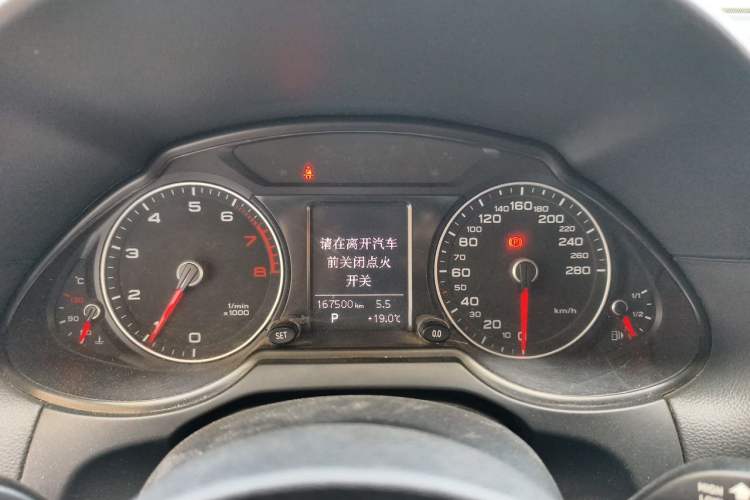 Used Audi Q5 2013 40 TFSI Technology Edition Instrument Cluster