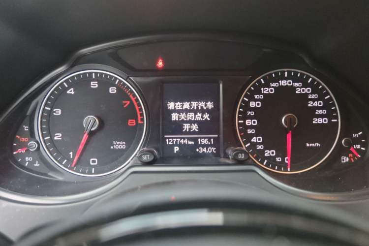 Used Audi Q5 2013 40 TFSI Ambition Instrument Cluster