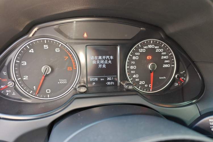 Used Audi Q5 2013 45 TFSI quattro Sport Edition Instrument Cluster