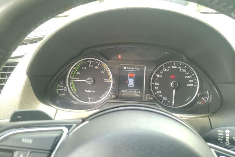 Used Audi Q5 2013 40 TFSI hybrid Instrument Cluster