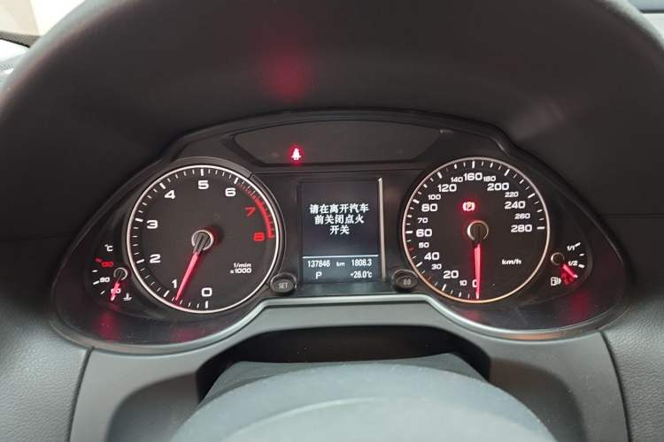 Used Audi Q5 2013 45 TFSI quattro Sport Edition Instrument Cluster