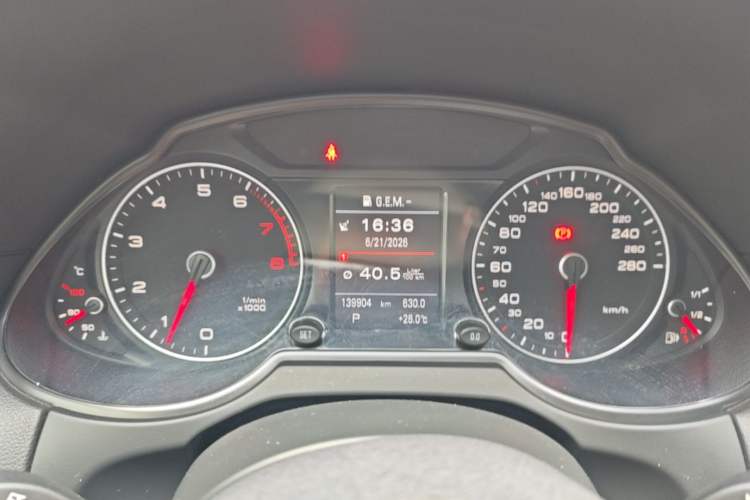 Used Audi Q5 2013 45 TFSI quattro Sport Edition Instrument Cluster