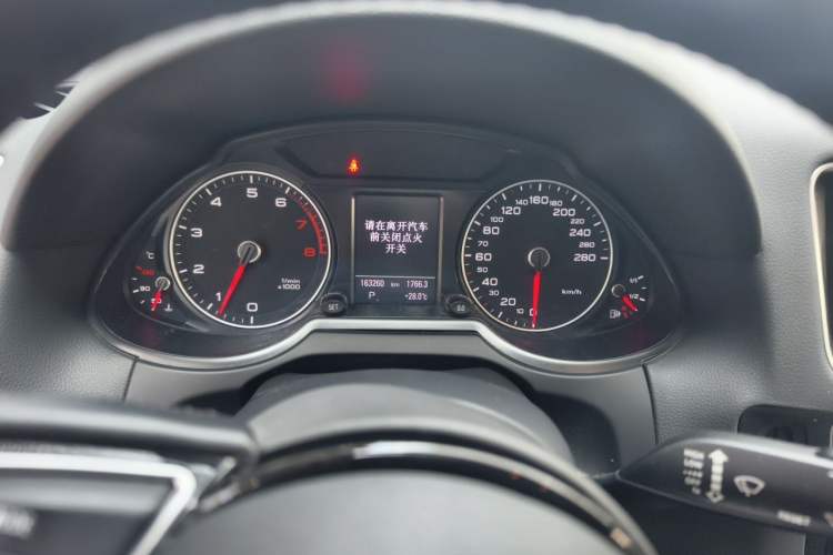 Used Audi Q5 2013 40 TFSI Comfort Edition Instrument Cluster