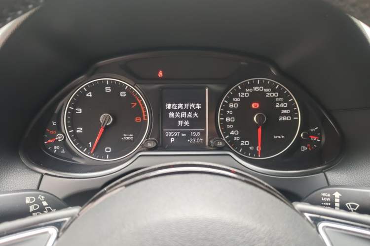 Used Audi Q5 2013 40 TFSI Ambition Instrument Cluster