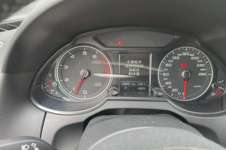 Used Audi Q5 2013 45 TFSI quattro Sport Edition Instrument Cluster