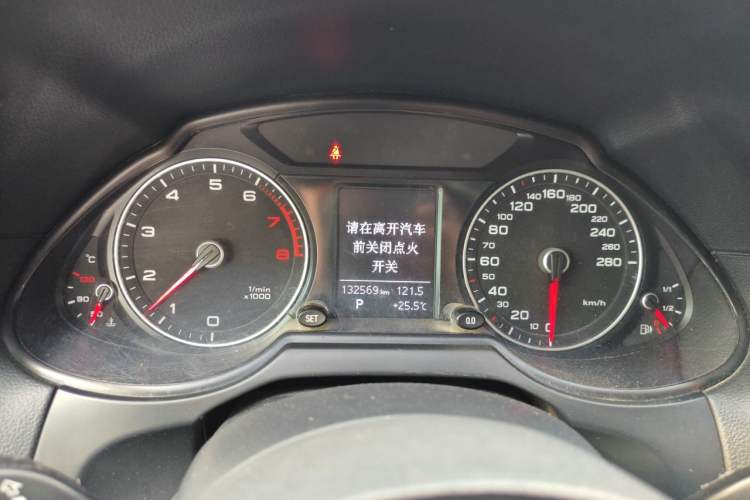 Used Audi Q5 2013 40 TFSI Technology Edition Instrument Cluster