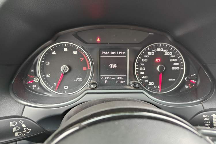 Used Audi Q5 2013 40 TFSI Technology Edition Instrument Cluster