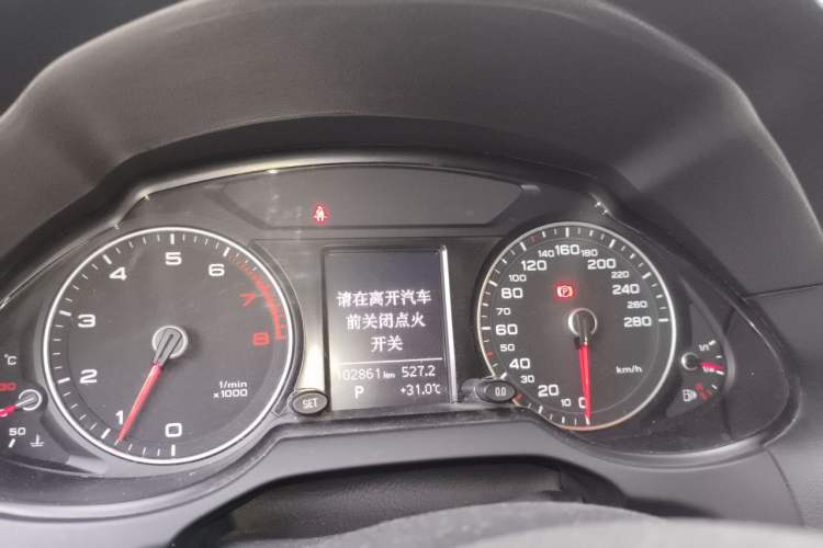 Used Audi Q5 2013 40 TFSI Technology Edition Instrument Cluster