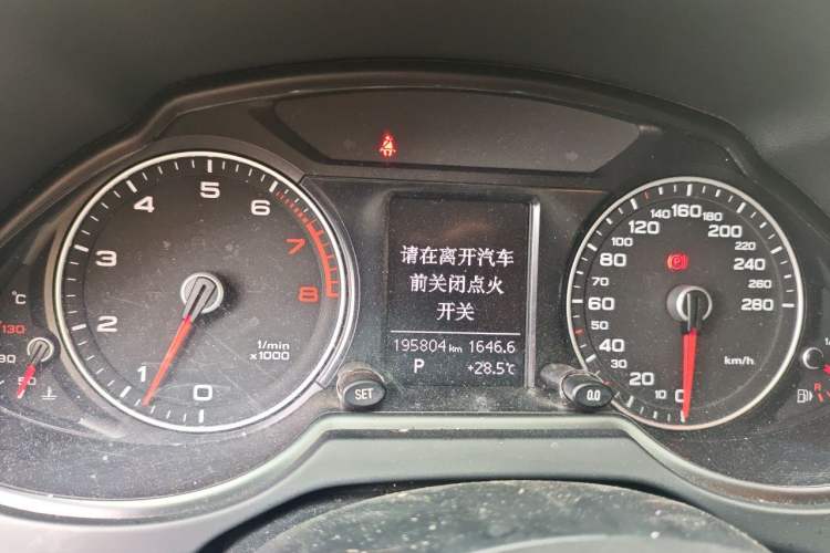 Used Audi Q5 2013 40 TFSI Ambition Instrument Cluster
