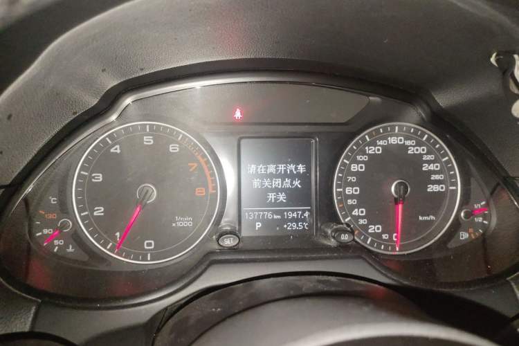 Used Audi Q5 2013 40 TFSI Ambition Instrument Cluster