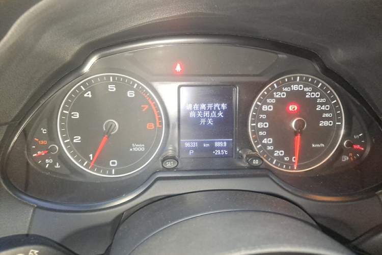 Used Audi Q5 2013 40 TFSI Ambition Instrument Cluster
