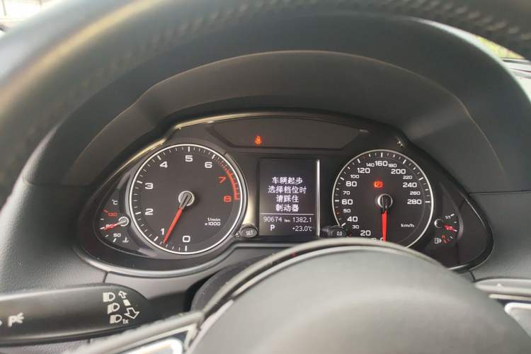 Used Audi Q5 2013 40 TFSI Ambition Instrument Cluster