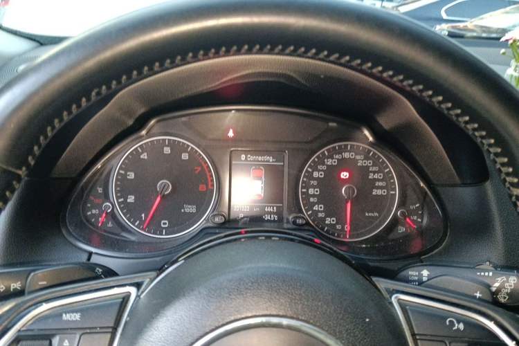 Used Audi Q5 2013 45 TFSI quattro Sport Edition Instrument Cluster
