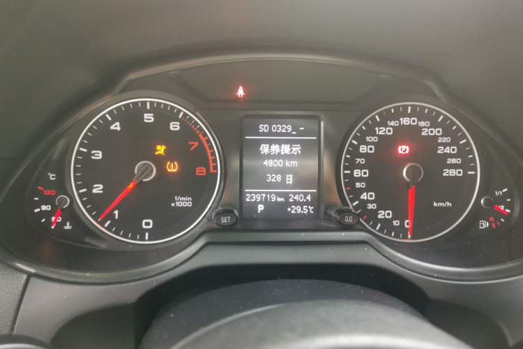 Used Audi Q5 2013 40 TFSI Technology Edition Instrument Cluster