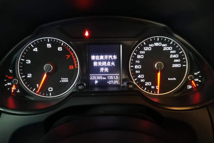 Used Audi Q5 2013 40 TFSI Technology Edition Instrument Cluster