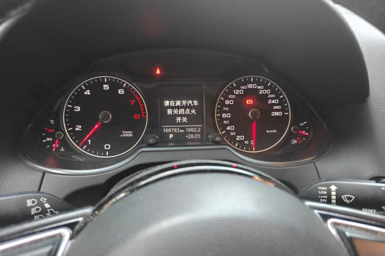 Used Audi Q5 2013 40 TFSI Technology Edition Instrument Cluster