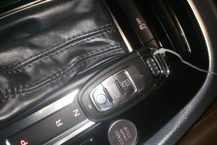 Used Audi Q5 2013 40 TFSI Technology Edition Interior 1