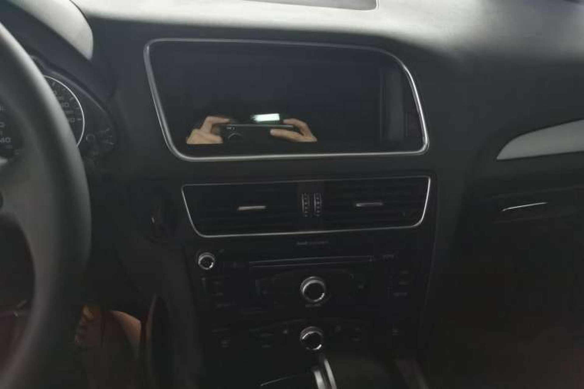 Used Audi Q5 2013 40 TFSI Ambition Interior 3