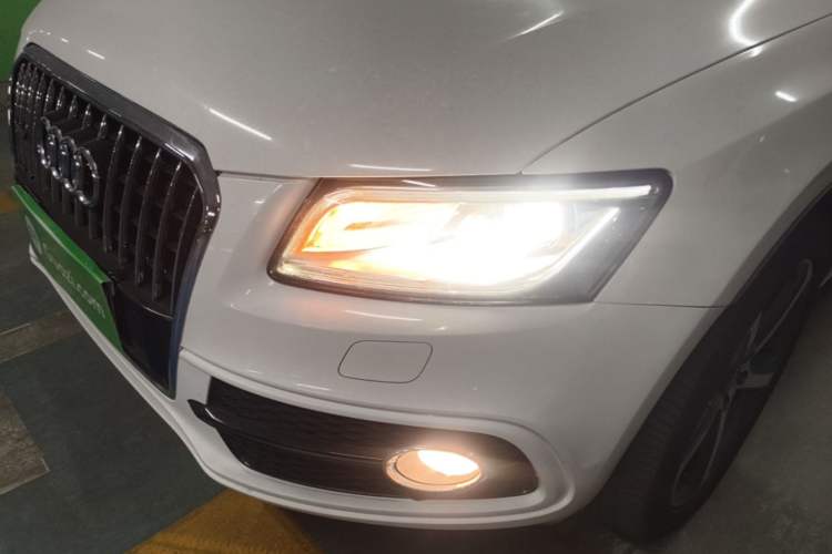 Used Audi Q5 2013 45 TFSI quattro Sport Edition Left Front Headlight