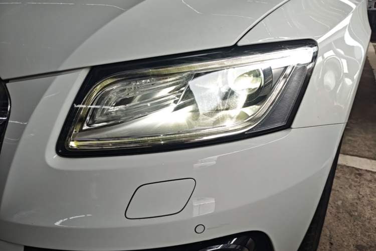 Used Audi Q5 2013 40 TFSI Technology Edition Left Front Headlight