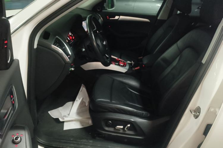 Used Audi Q5 2013 45 TFSI quattro Sport Edition Left Front Seat