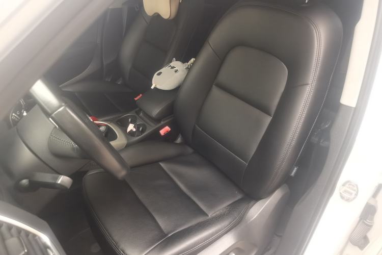 Used Audi Q5 2013 40 TFSI Ambition Left Front Seat
