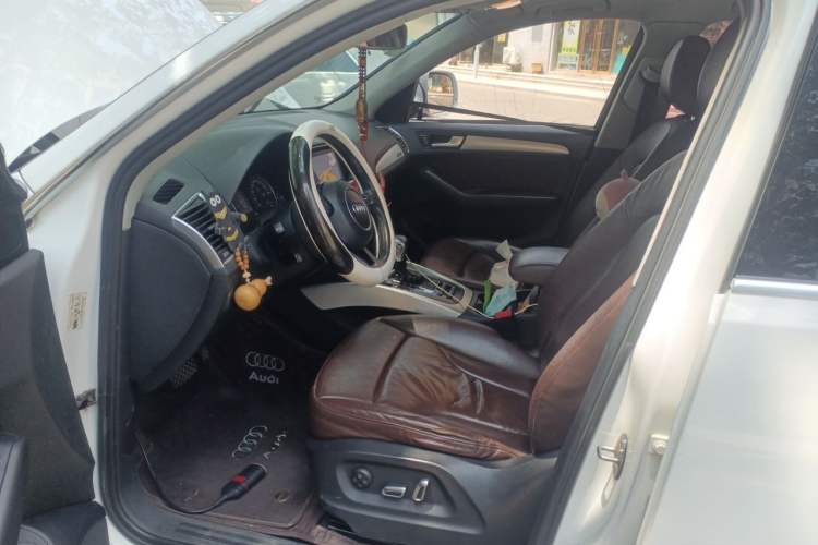 Used Audi Q5 2013 40 TFSI Technology Edition Left Front Seat