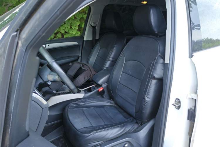 Used Audi Q5 2013 40 TFSI Ambition Left Front Seat