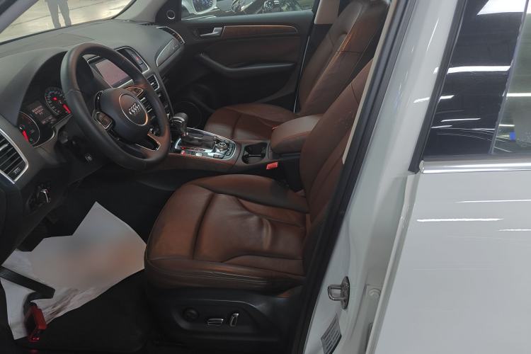 Used Audi Q5 2013 40 TFSI Comfort Edition Left Front Seat