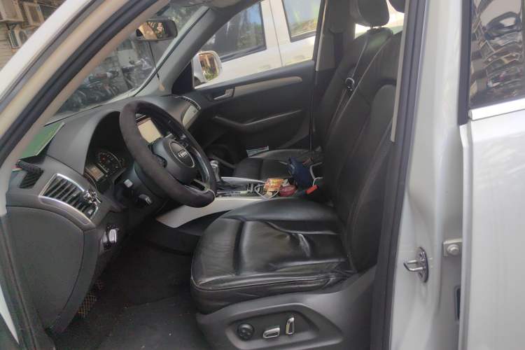 Used Audi Q5 2013 40 TFSI Technology Edition Left Front Seat