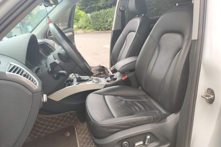 Used Audi Q5 2013 45 TFSI quattro Sport Edition Left Front Seat