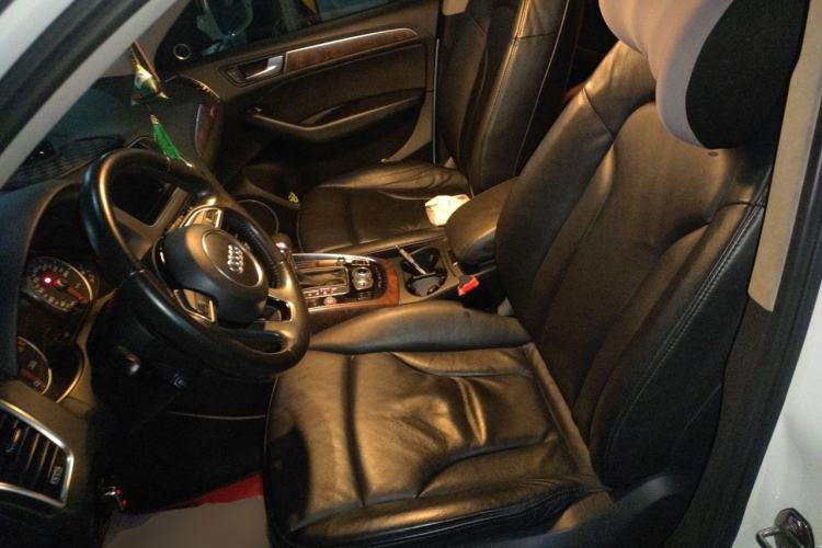 Used Audi Q5 2013 40 TFSI Technology Edition Left Front Seat