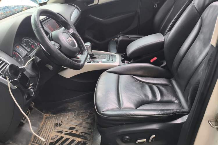 Used Audi Q5 2013 40 TFSI Technology Edition Left Front Seat