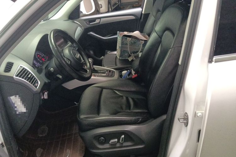 Used Audi Q5 2013 40 TFSI Technology Edition Left Front Seat