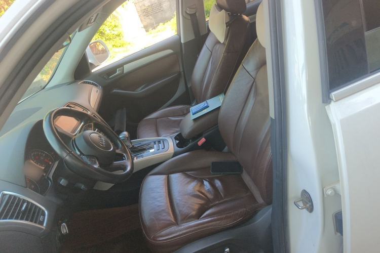 Used Audi Q5 2013 40 TFSI Technology Edition Left Front Seat