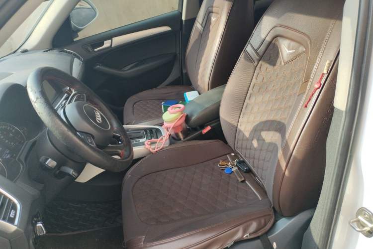 Used Audi Q5 2013 40 TFSI Technology Edition Left Front Seat