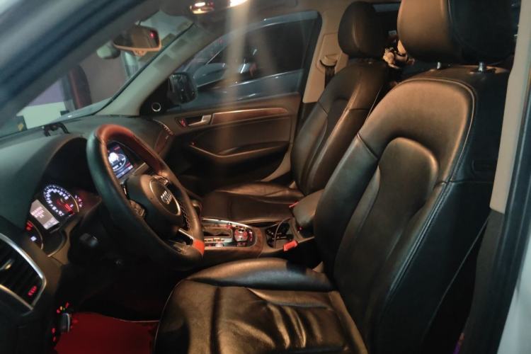 Used Audi Q5 2013 40 TFSI Comfort Edition Left Front Seat