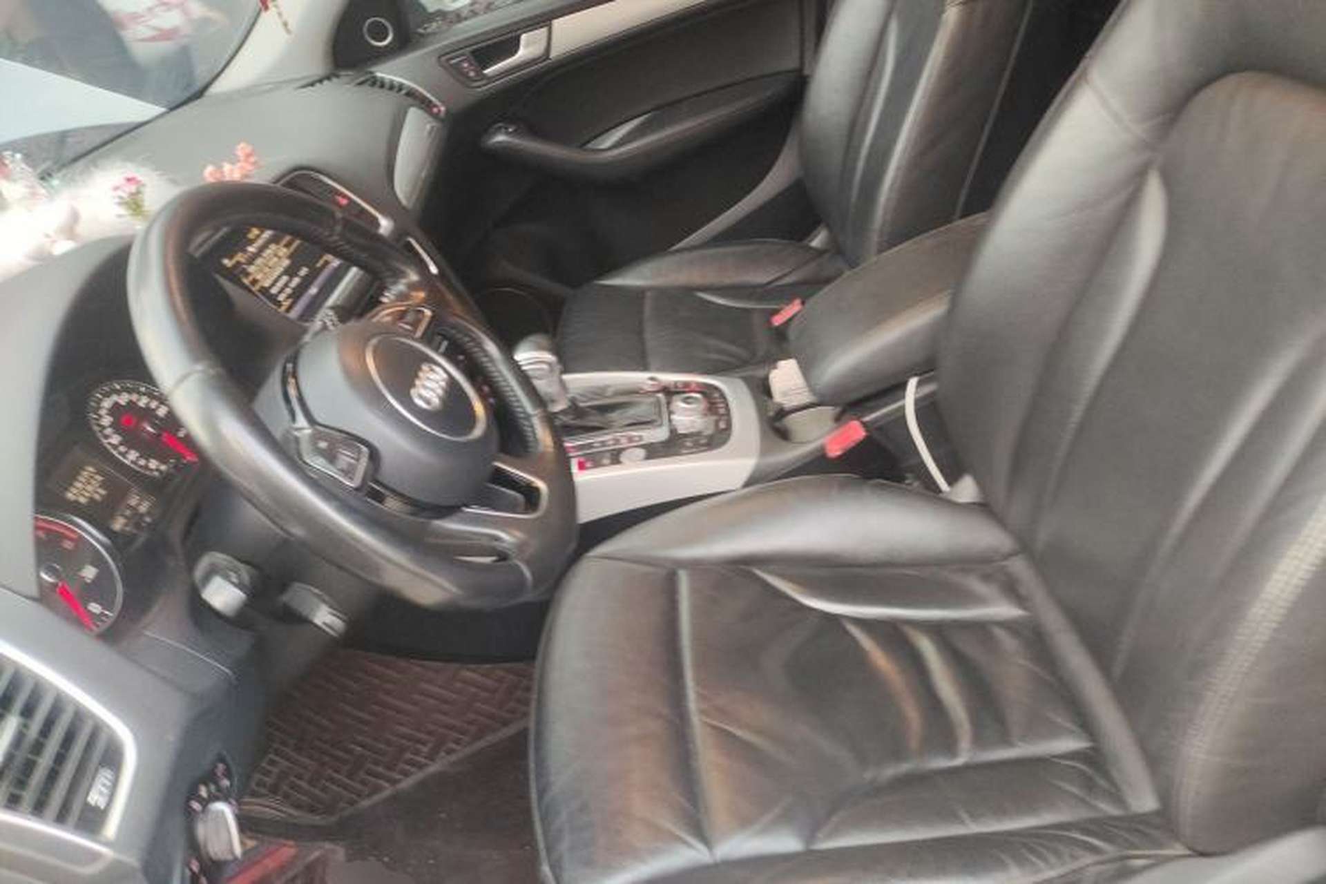 Used Audi Q5 2013 45 TFSI quattro Sport Edition Left Front Seat