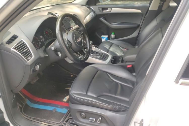 Used Audi Q5 2013 40 TFSI Technology Edition Left Front Seat