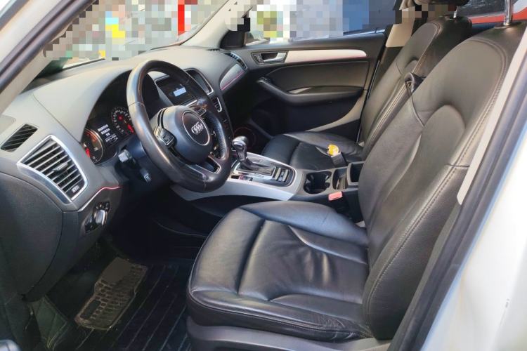 Used Audi Q5 2013 40 TFSI Technology Edition Left Front Seat