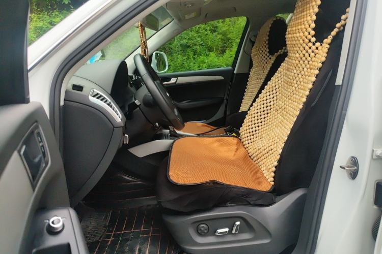 Used Audi Q5 2013 40 TFSI Ambition Left Front Seat