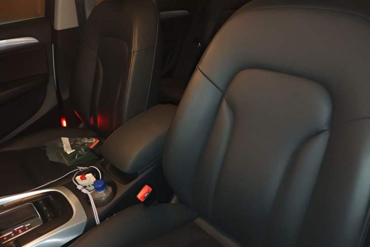 Used Audi Q5 2013 40 TFSI Technology Edition Left Front Seat