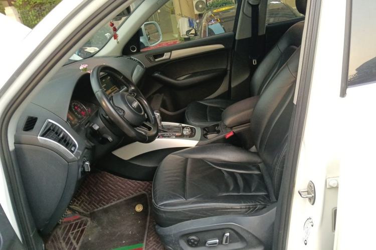 Used Audi Q5 2013 45 TFSI quattro Sport Edition Left Front Seat