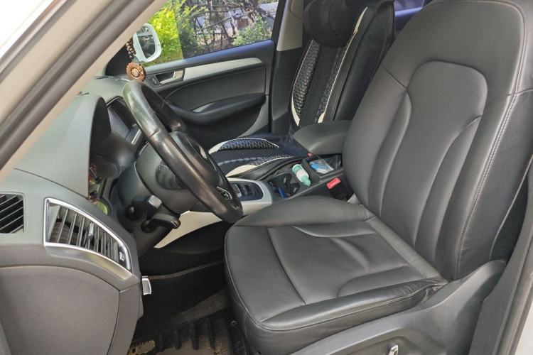 Used Audi Q5 2013 40 TFSI Technology Edition Left Front Seat