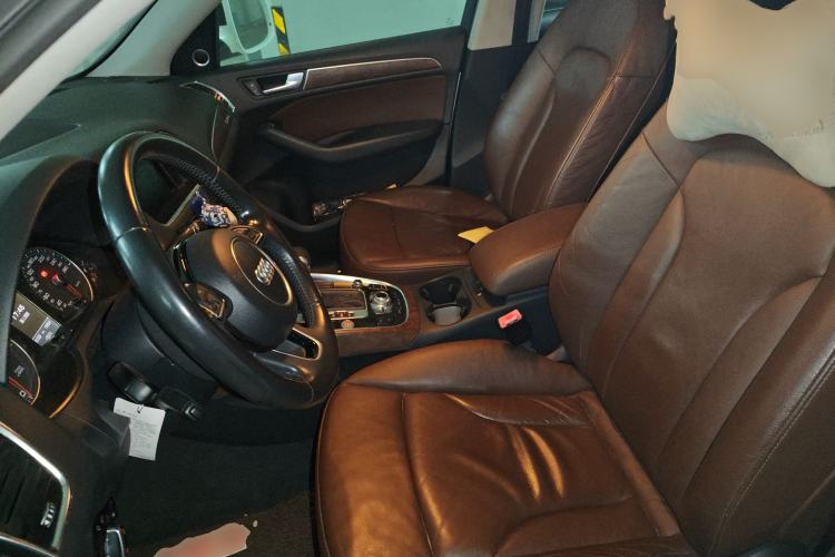 Used Audi Q5 2013 40 TFSI Comfort Edition Left Front Seat